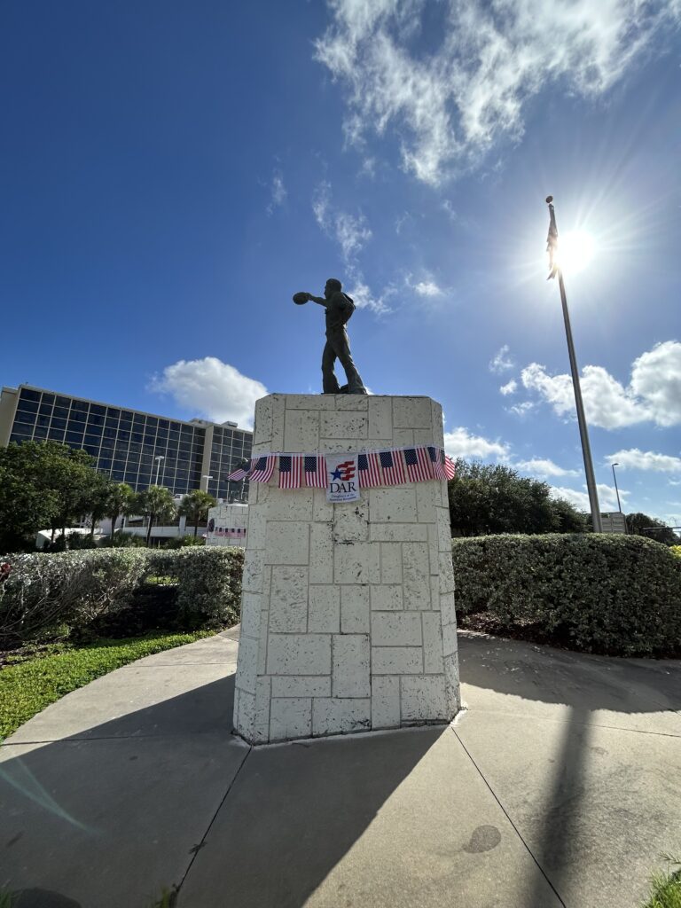Memorial Day decorations of WWI Statues.

